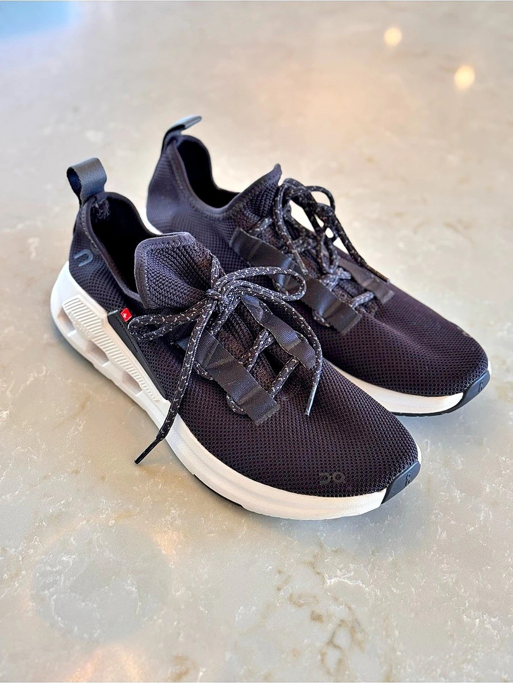 On Cloudswift Men's Black & White Athletic Shoes US 10